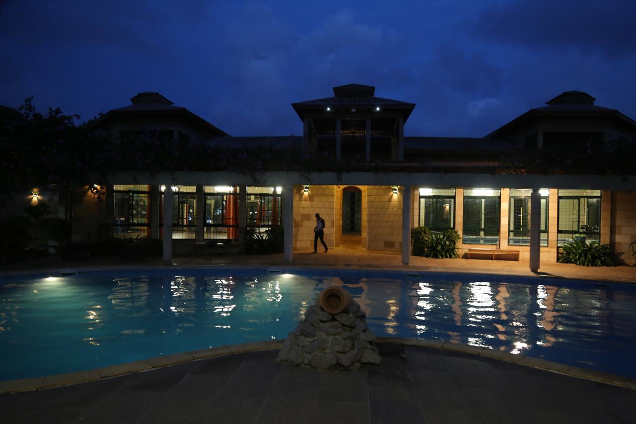Hotel Sol Beni Abidjan Exterior photo