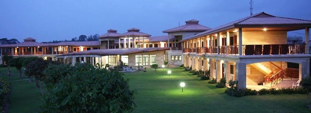 Hotel Sol Beni Abidjan Exterior photo